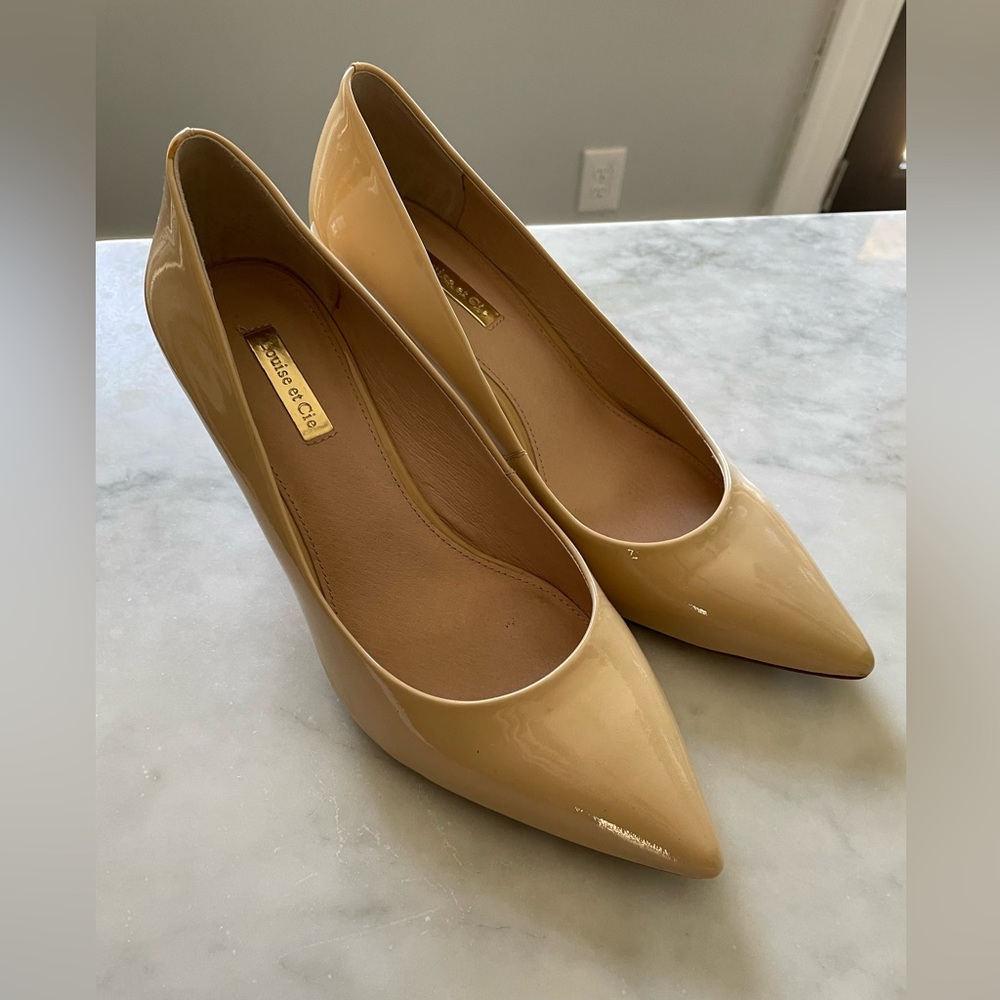 Louise et cie high heel pumps patent leather neutral size 8.5